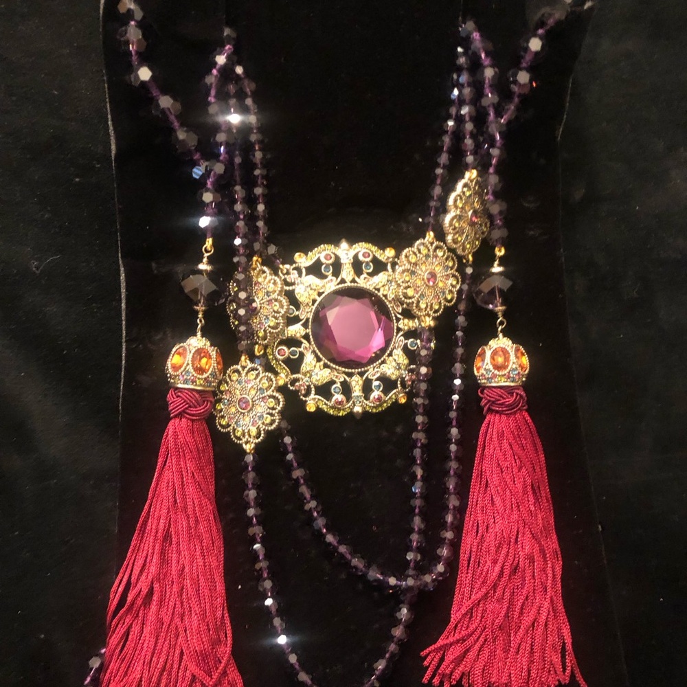 NIB 3Pc. Heidi Daus Medallion Necklace Set